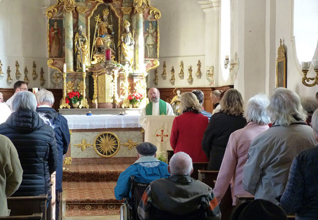 Vergiss-mein-nicht-Gottesdienst in St. Peter und Paul, Westerham